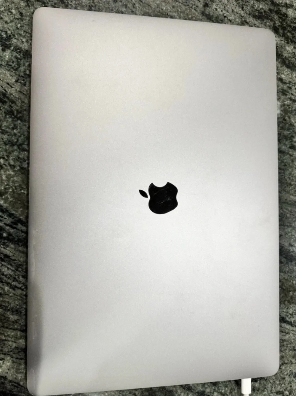 Apple MacBook Pro 16 in 2019 Space Gray/Intel Core I9 2.30 GHz, 16 GB Intel